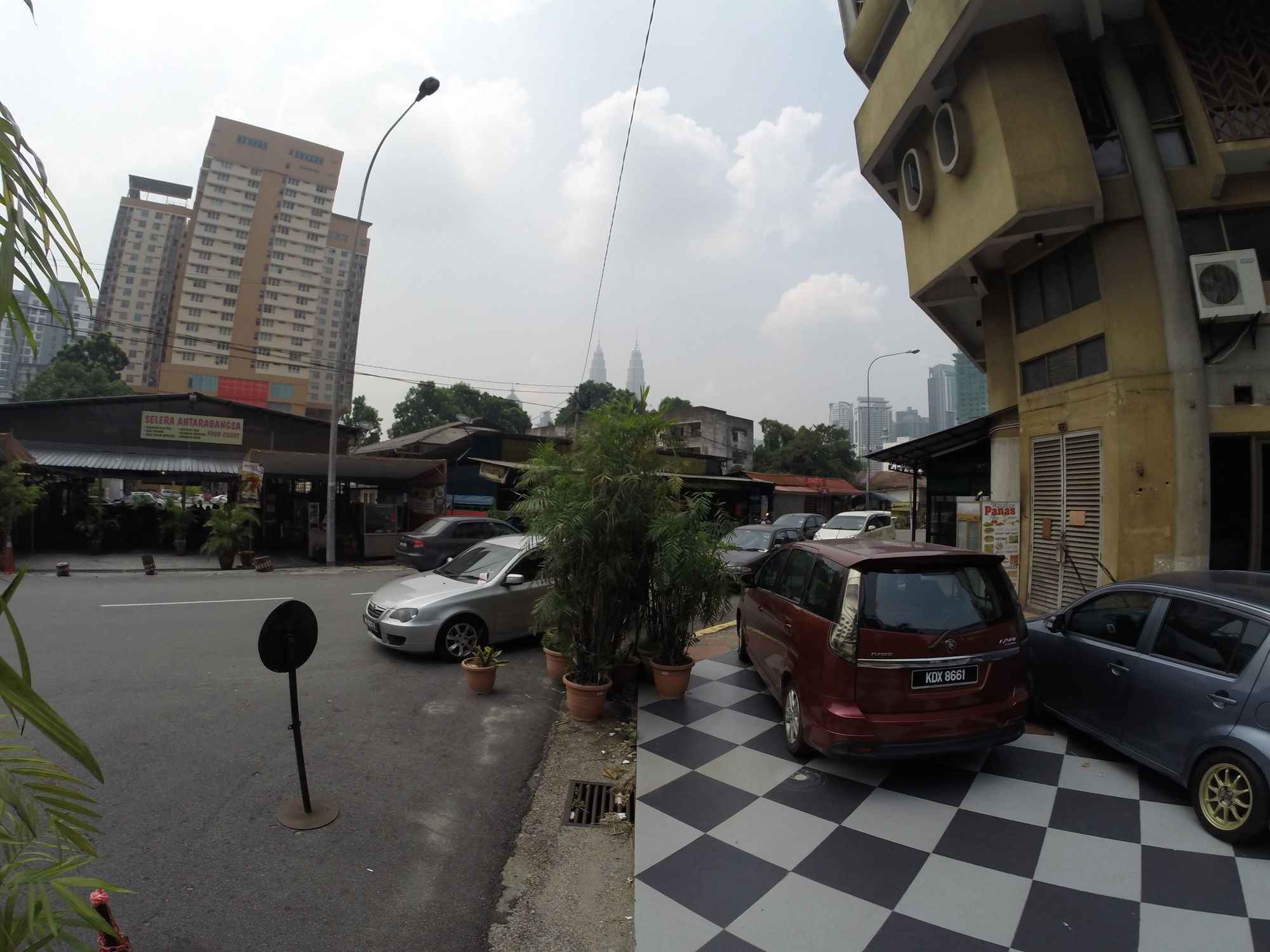 โรงแรมอดัมสัน พาร์ค กัวลาลัมเปอร์ ภายนอก รูปภาพ